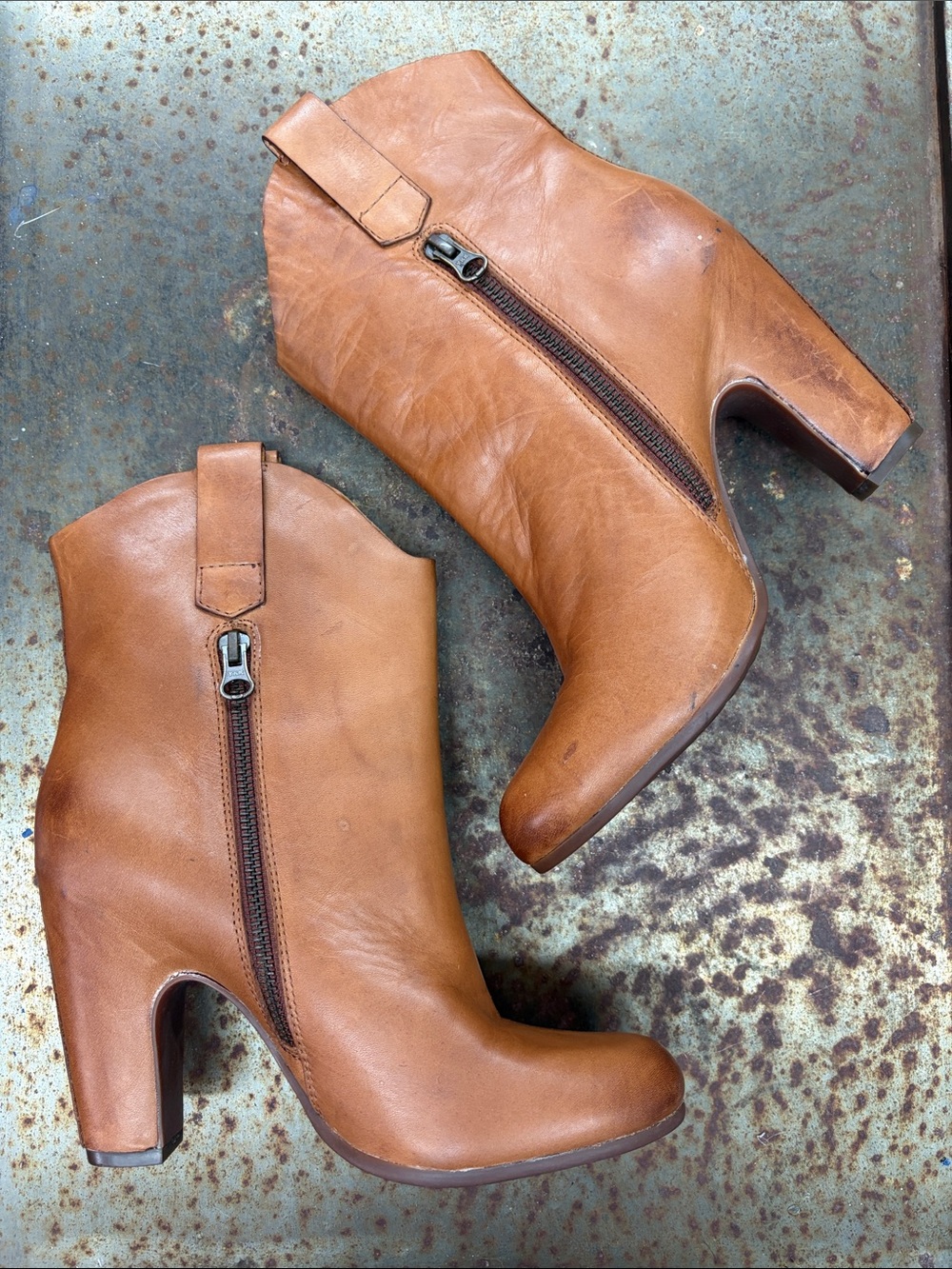 Kork-Ease Tan Leather Ankle Boots 8.5 40 Western Boho Chunky High Heel Booties